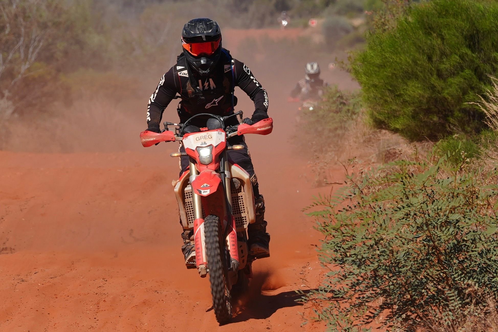 simpsin desert motorbike tour