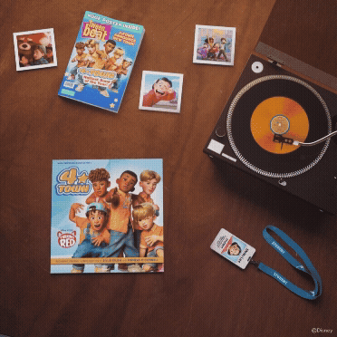 Adobe Express - Turning Red_Record PLayer (1).gif