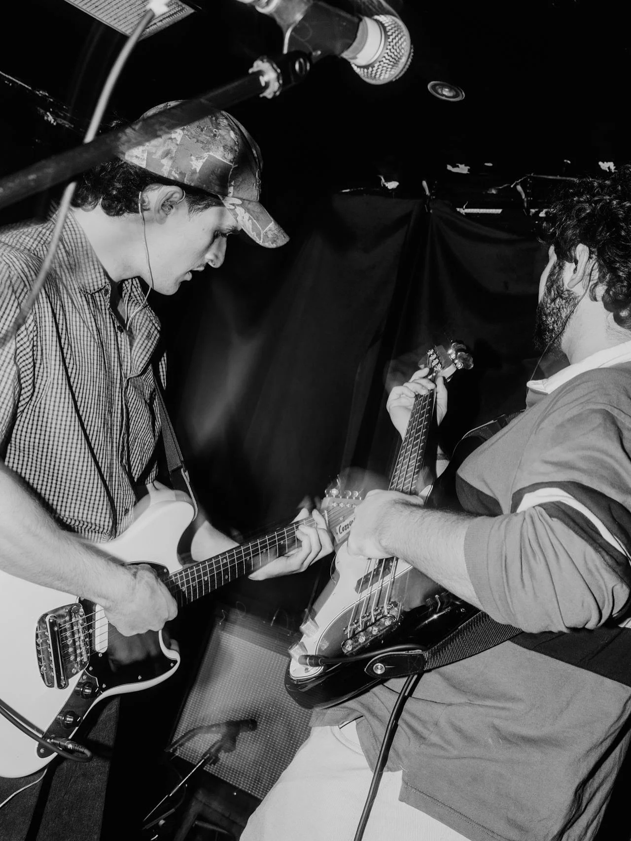 still reminiscing on this banger of a gig last weekend ☺️💭 massive thank you to everyone who came out, was an absolute blast!!! and thanks to everyone still bumping the new song, got more where that came from on the way 😉❤️

big ups @ingoodhandsban