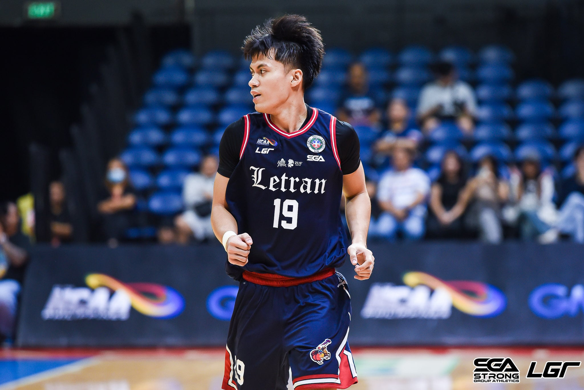 LETRAN SQUIRES HOLD OFF ARELLANO TO CLOSE IN ON NCAA TITLE