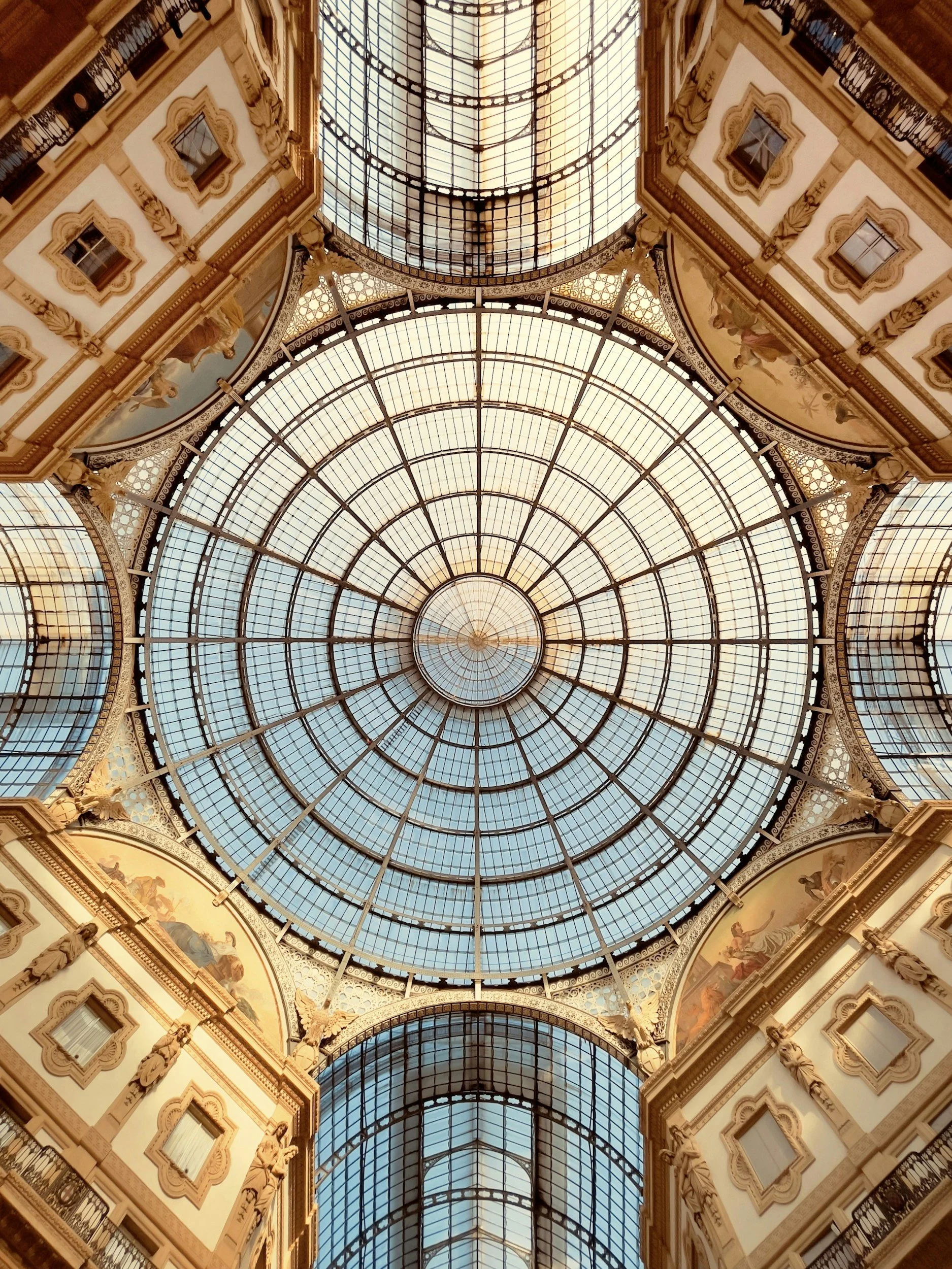 Galleria Vittorio di Emanuel II - Milan