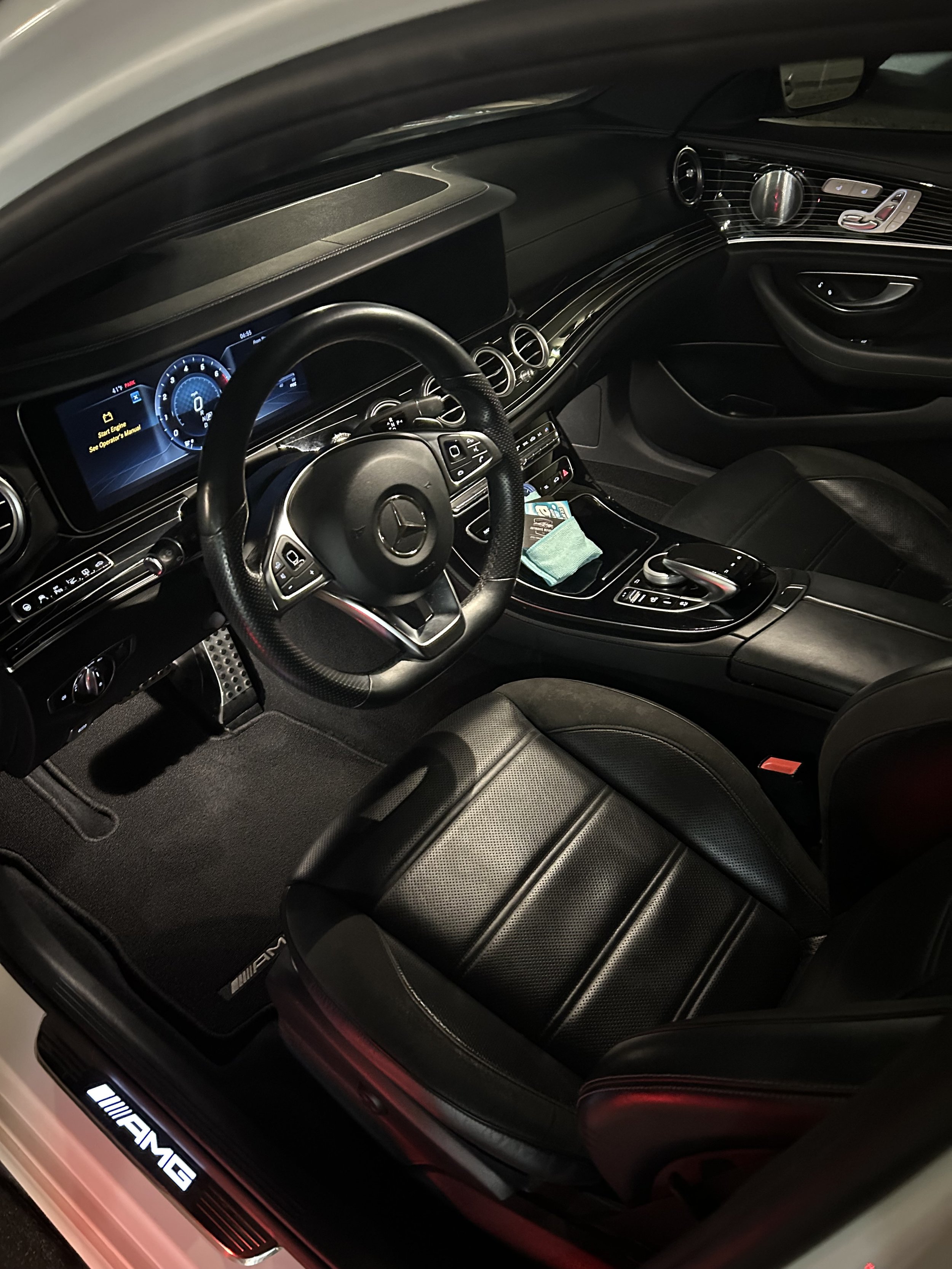auto detailing,mobile detailing,car detailing,truck detailing,ceramic coating,interior detailing,exterior detailing,paint correction,engine bay cleaning,headlight restoration,full-service detailing,Lakeway,Austin,Bee Cave,Texas,TX