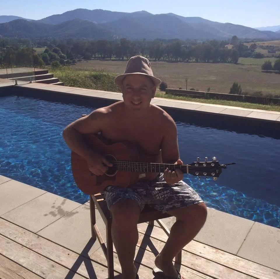 From GUITAR LESSONS to LIVE PERFORMANCES, take the next step with Rando Guitar today! 🎸 

At Rando Guitar, I combine decades of experience as a performer, teacher &amp; lifelong musician to help you connect with the joy of music. Whether you&rsquo;r