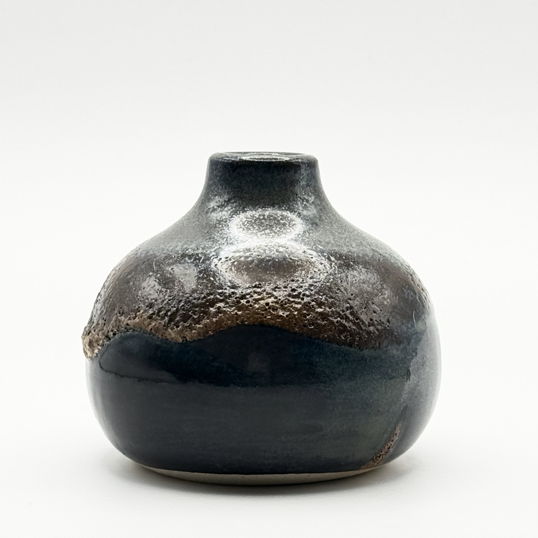 C006_Bud Vase_3829_web.jpg