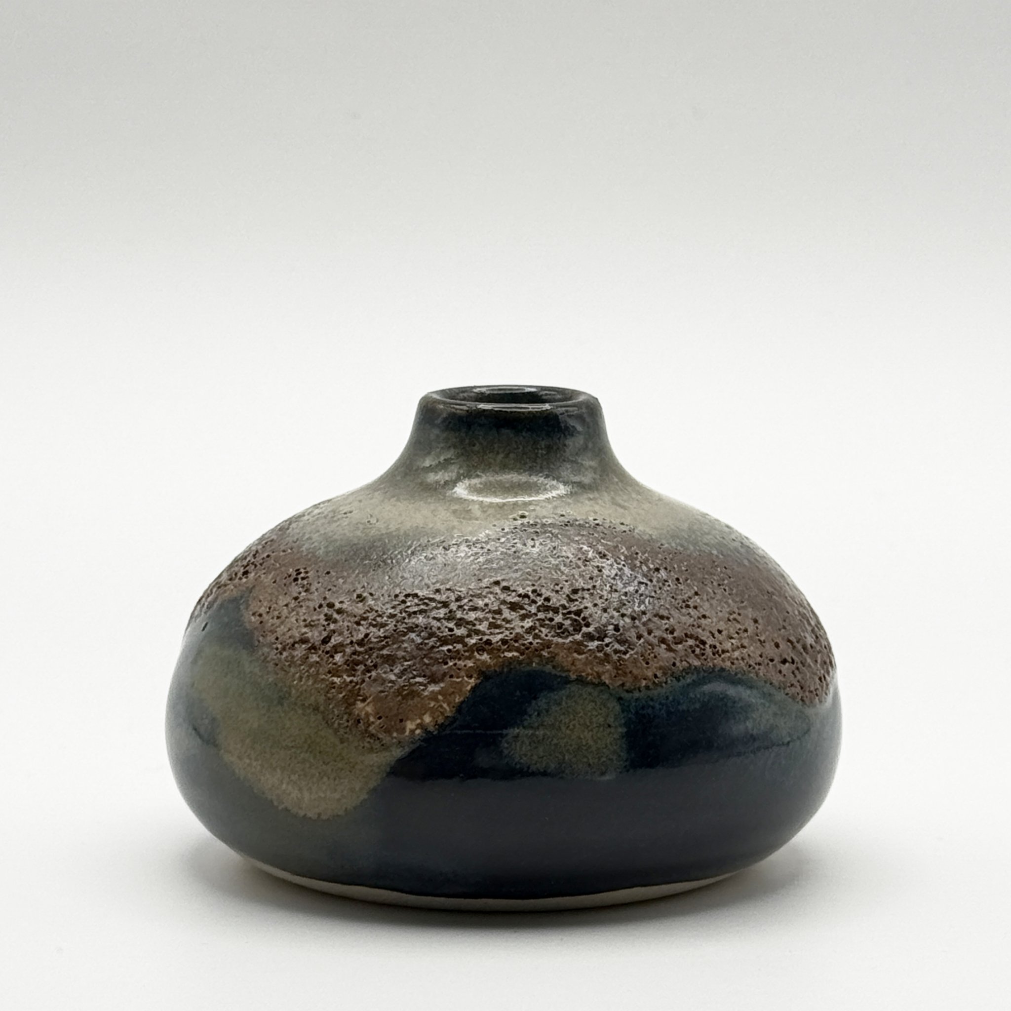C007_Bud Vase_3841_web.jpg