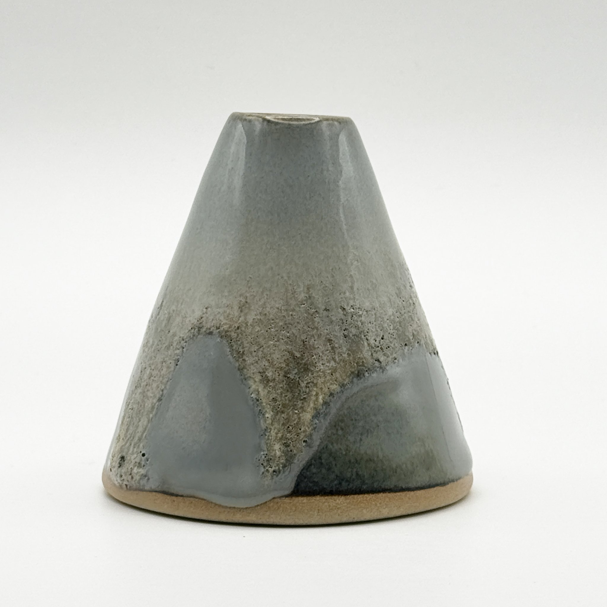 B223_Bud Vase_3909_web.jpg