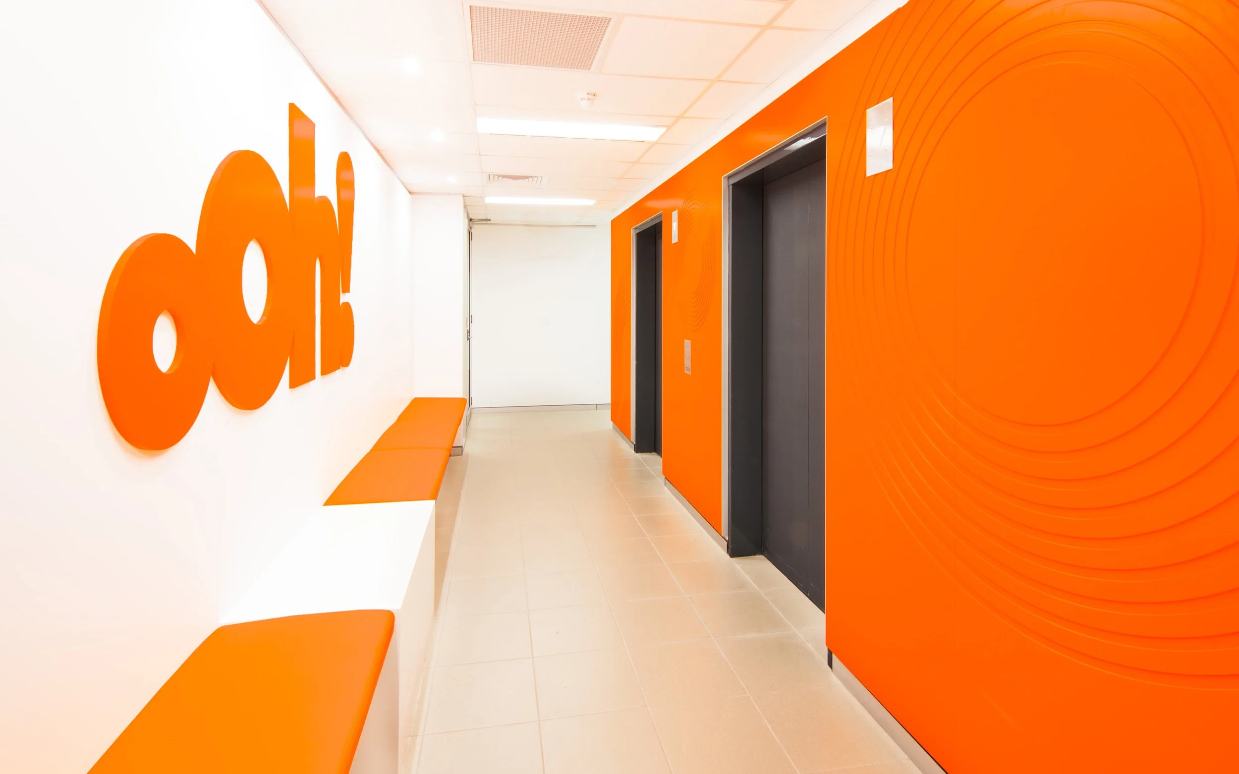 Lobby wide 2 (1).jpg