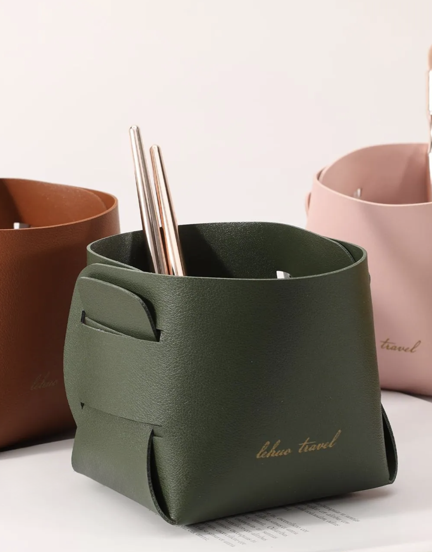 Silverware tray