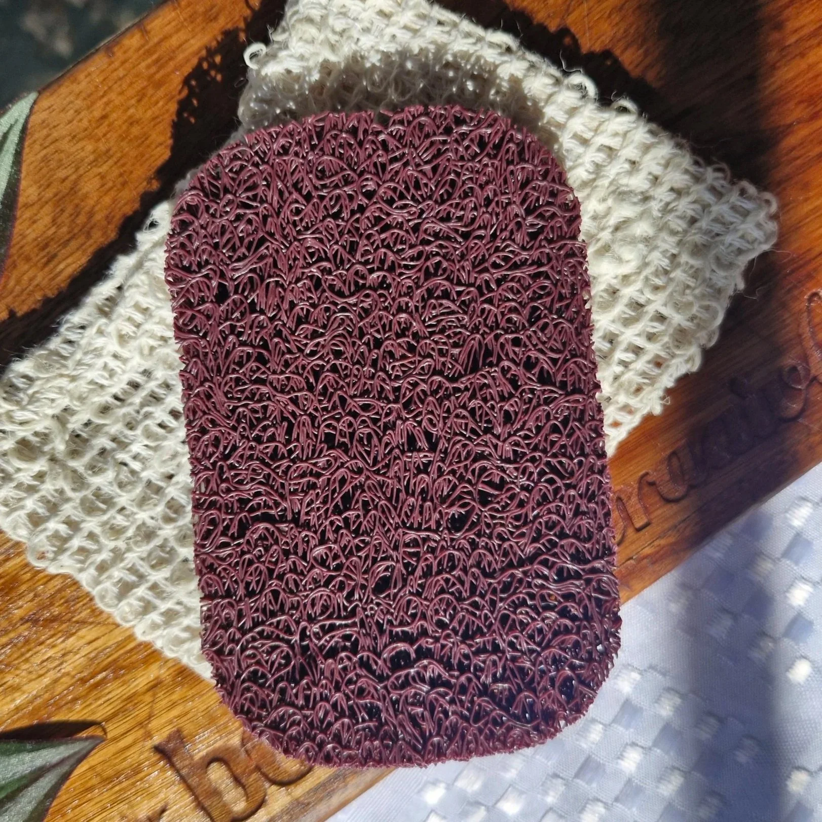 Soap Saver Pad (Maroon)