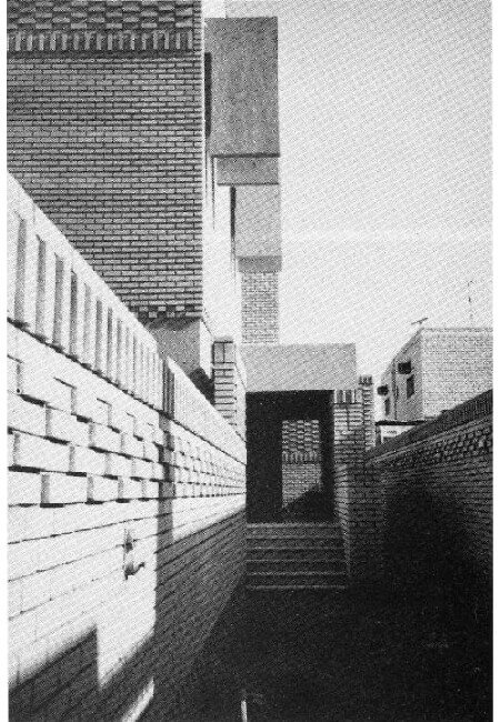 Figure 13. Brick Expression and Emphasis of Main Entry to a Residence
