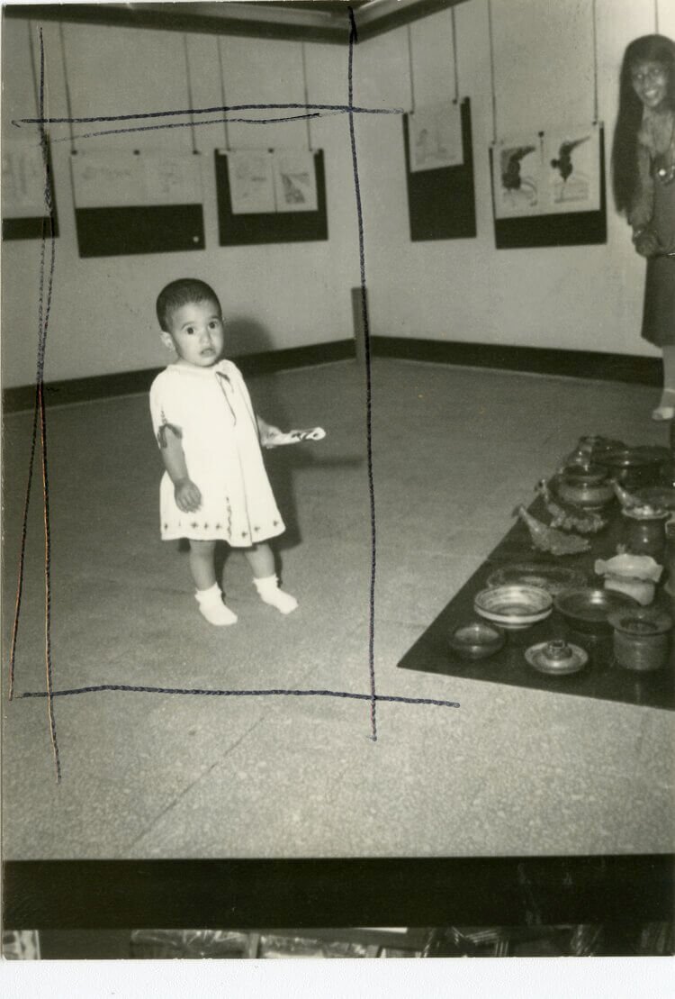 CLAIRE NIVOLA, 1975