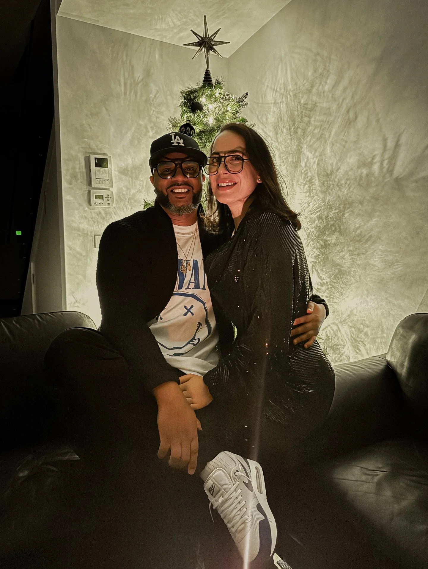 Merry Christmas Ravens 🎄✨ 

This holiday season, may we lead with kindness, unity, and understanding 🤍

Sending love to those surrounded by family and laughter, and gentle thoughts to those who may be finding this season difficult. Wherever you are