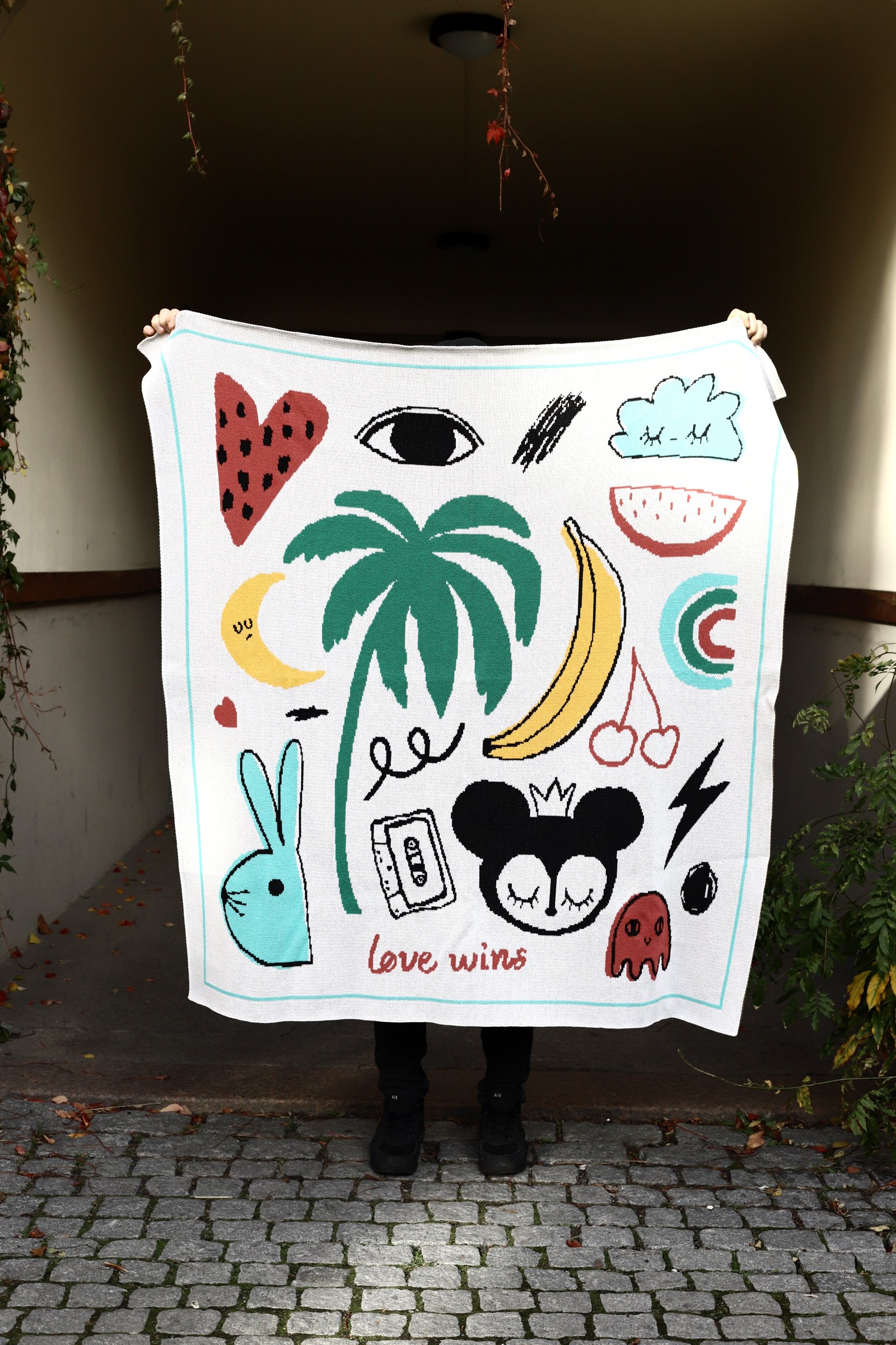 Mou throw blanket ϟ Things