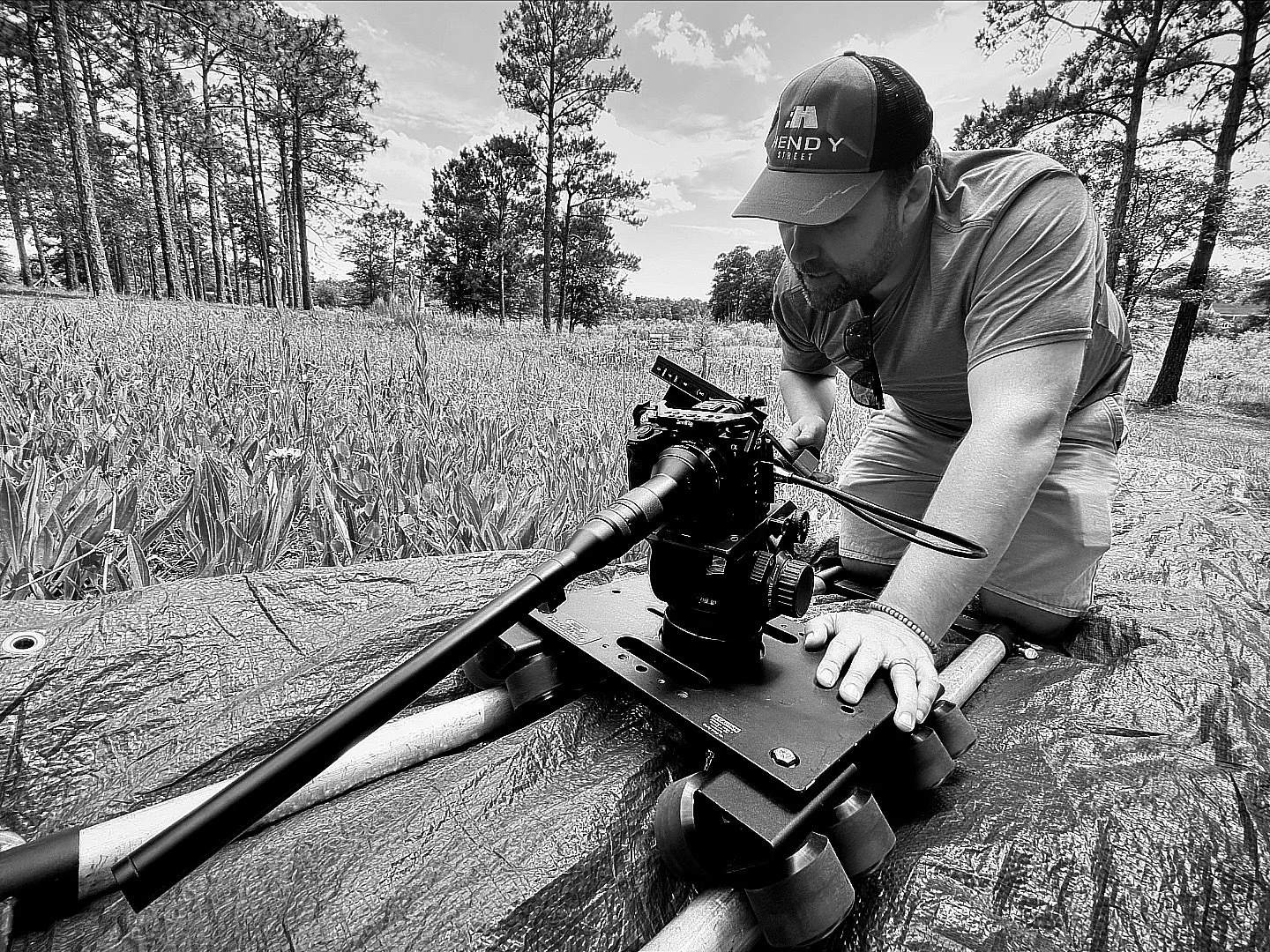 Dusted off the probe lens for some B-Roll creating content for an upcoming documentary with @robertfordfilm. It looks absolutely ridiculous on the end of a camera, but the results are 😘 

This shot in particular was meant to highlight an area where 