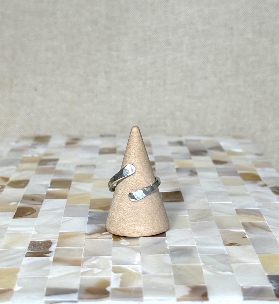 Silver split hug ring