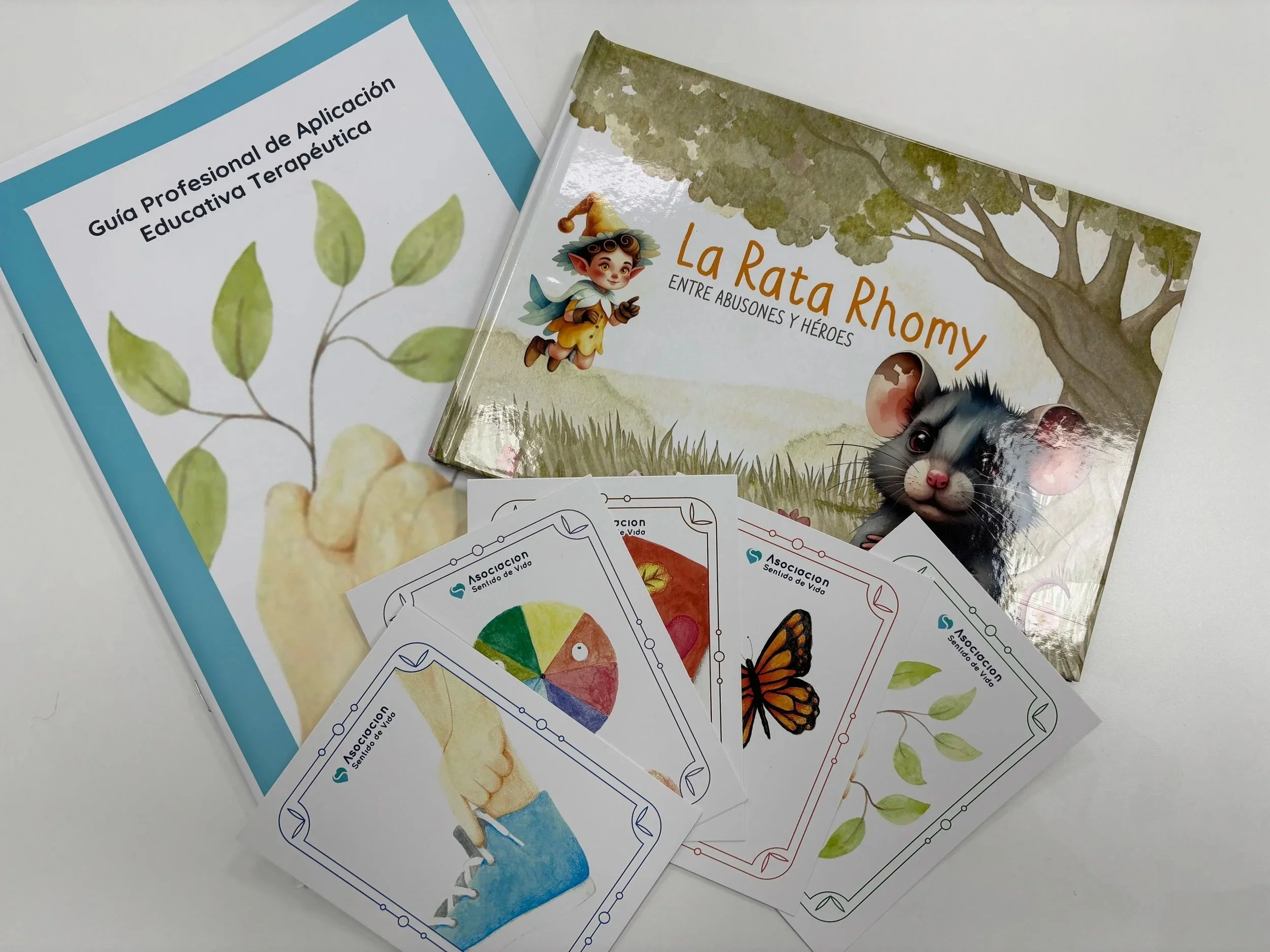 Libro la Rata Rhomy. Entre héroes y abusones, + Guía Profesional de Aplicación Educativa y Terapéutica.