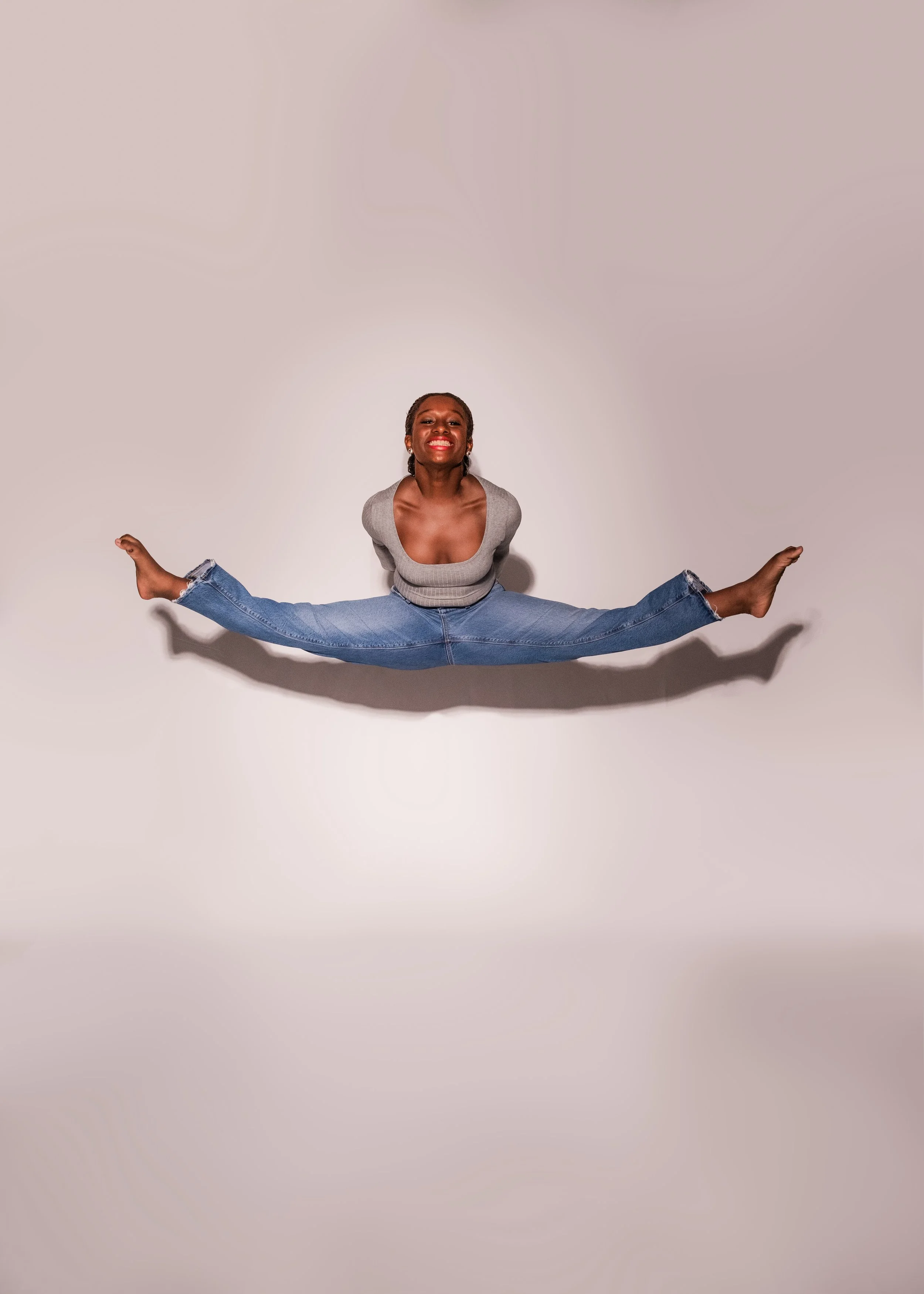 NeNeJump.JPG