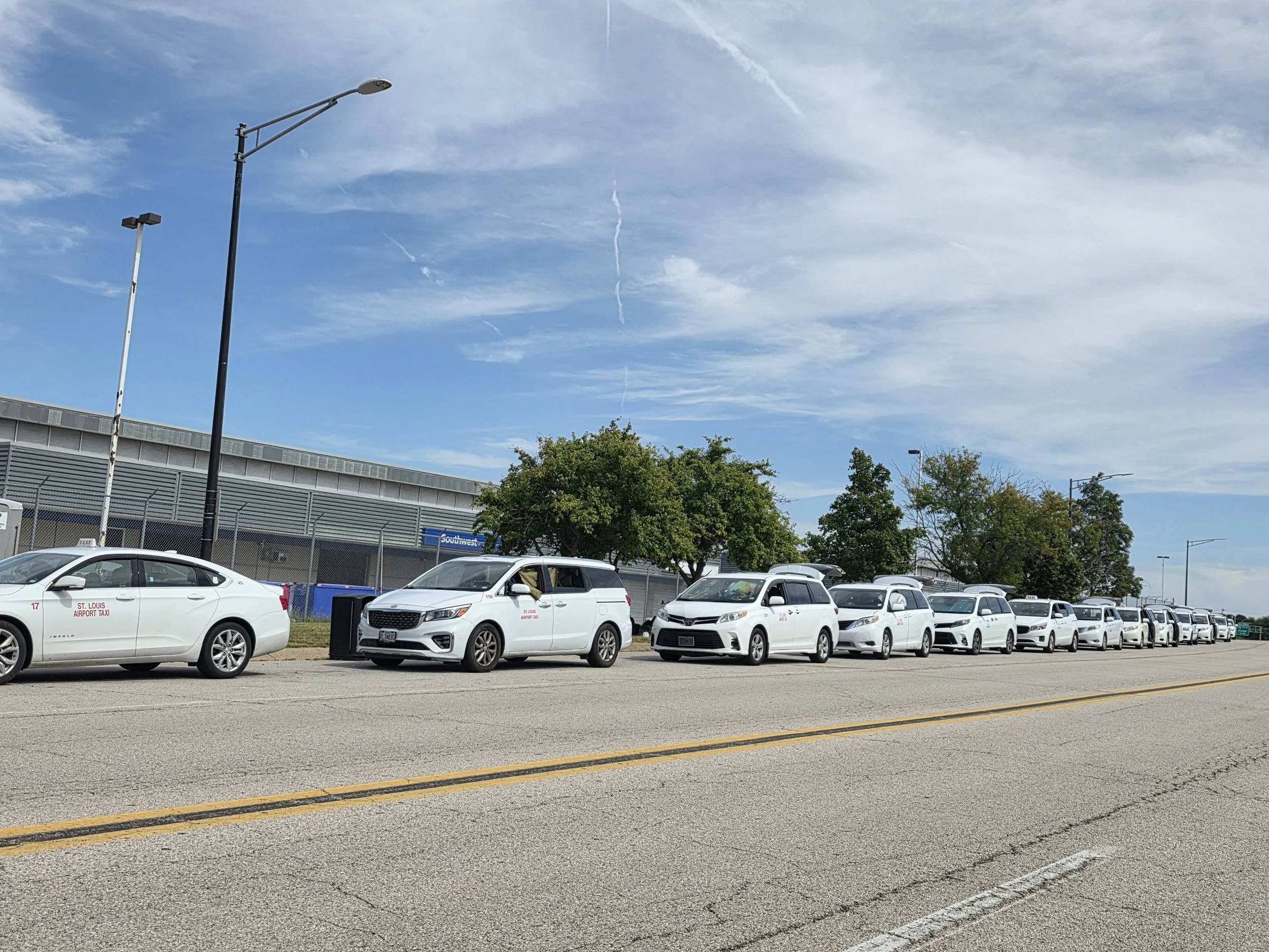 St. Louis Airport Taxi Services, Lambert taxis, Lambert St. Louis cabs airport cabs, airport taxis, st. louis taxi, Lambert St. Louis International taxi services, ground transportation airport st. louis