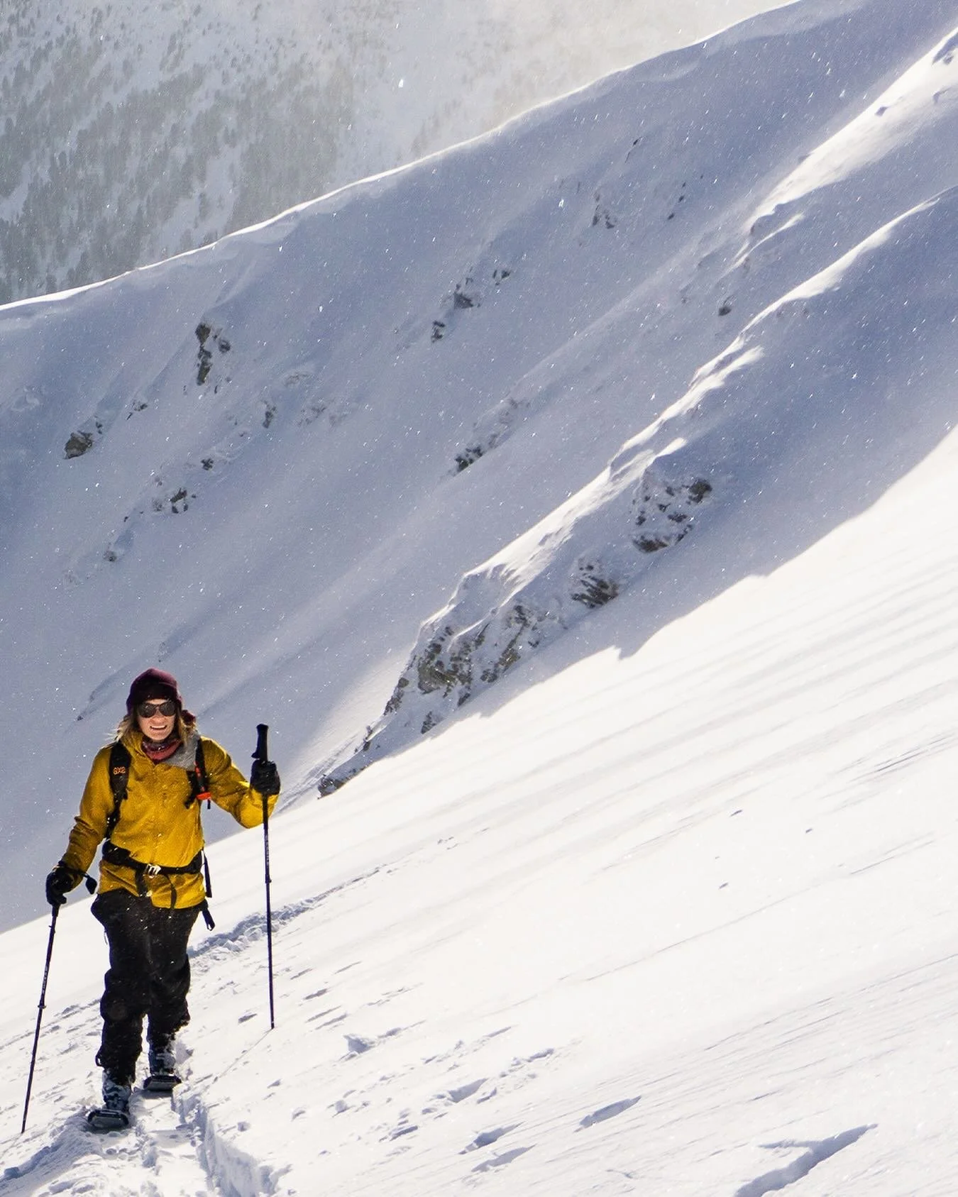 Die Berge rufen - bist du bereit f&uuml;r ein Abenteuer? Unser Winterprogramm f&uuml;r 2024/25 ist da! Besuche uns auf unserer Homepage (Link in Bio) und lass uns gemeinsam die verschneite Winterlandschaft entdecken! @bergfuchs.at #enjoynature #mount