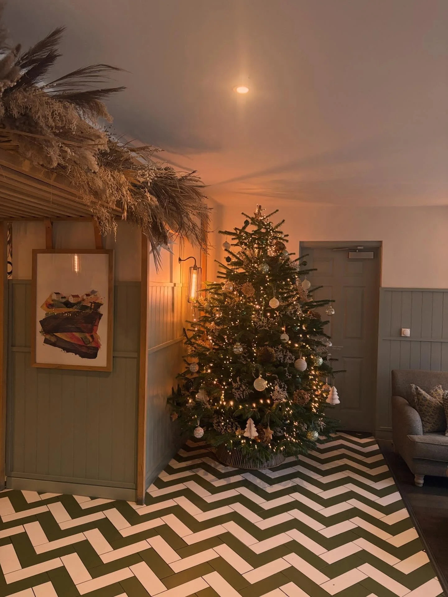 With less than one week to go until Christmas Day, I wanted to take this opportunity to wish our lovely Fellside Sauna family a very Merry Christmas and wishing you all the best for the New Year.

Sending love to those who find Christmas time very di