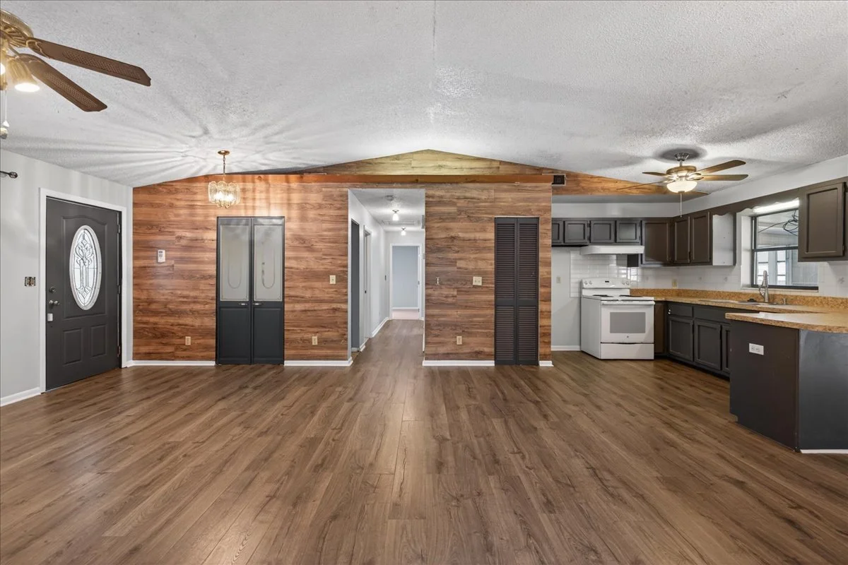 21-Living Room to Kitchen.jpg