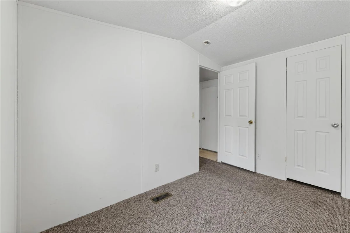 39-103- Bedroom 1.jpg