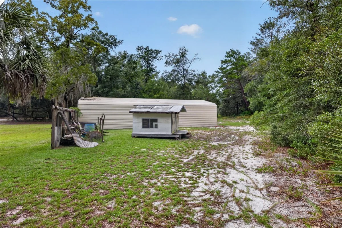 09-Exterior Back.jpg