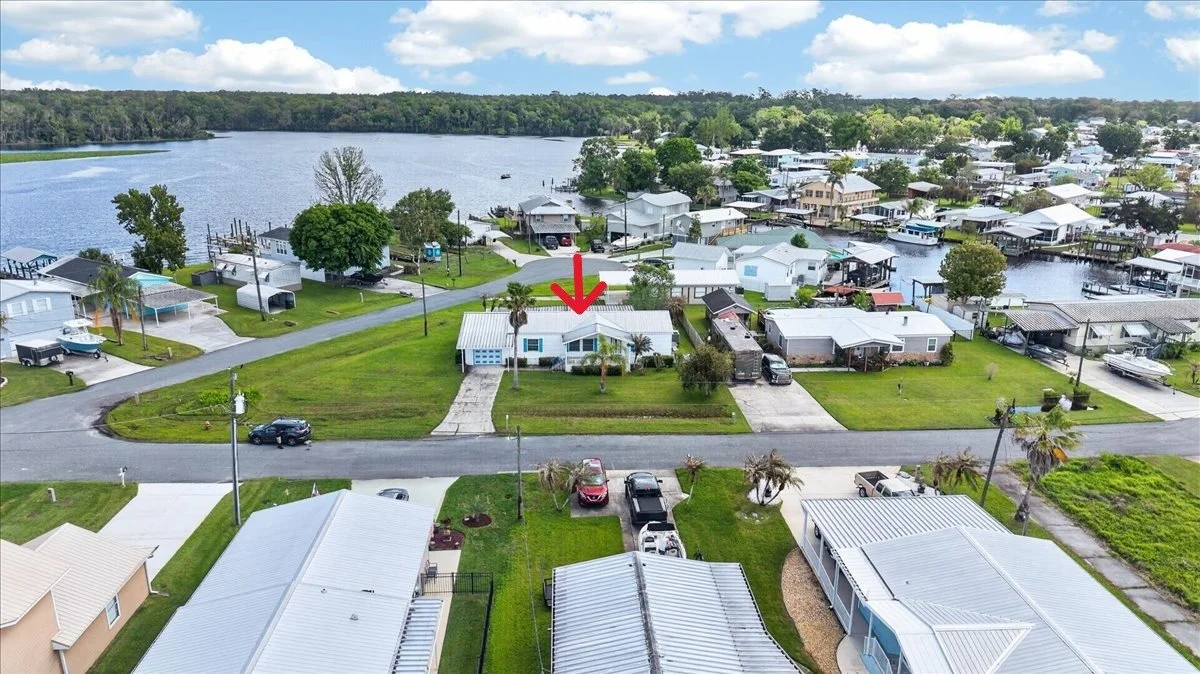 $249,900 l 186 Sportsman Drive, Welaka, FL 32193