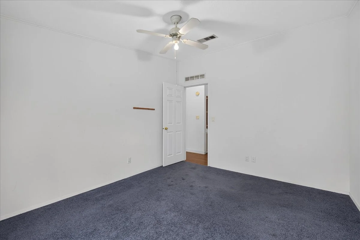 22-Bedroom 1.jpg