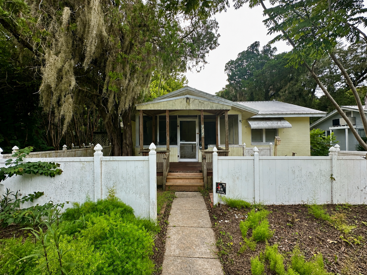 $165,000 l 414 Chestnut Street, Crescent City, FL 32112