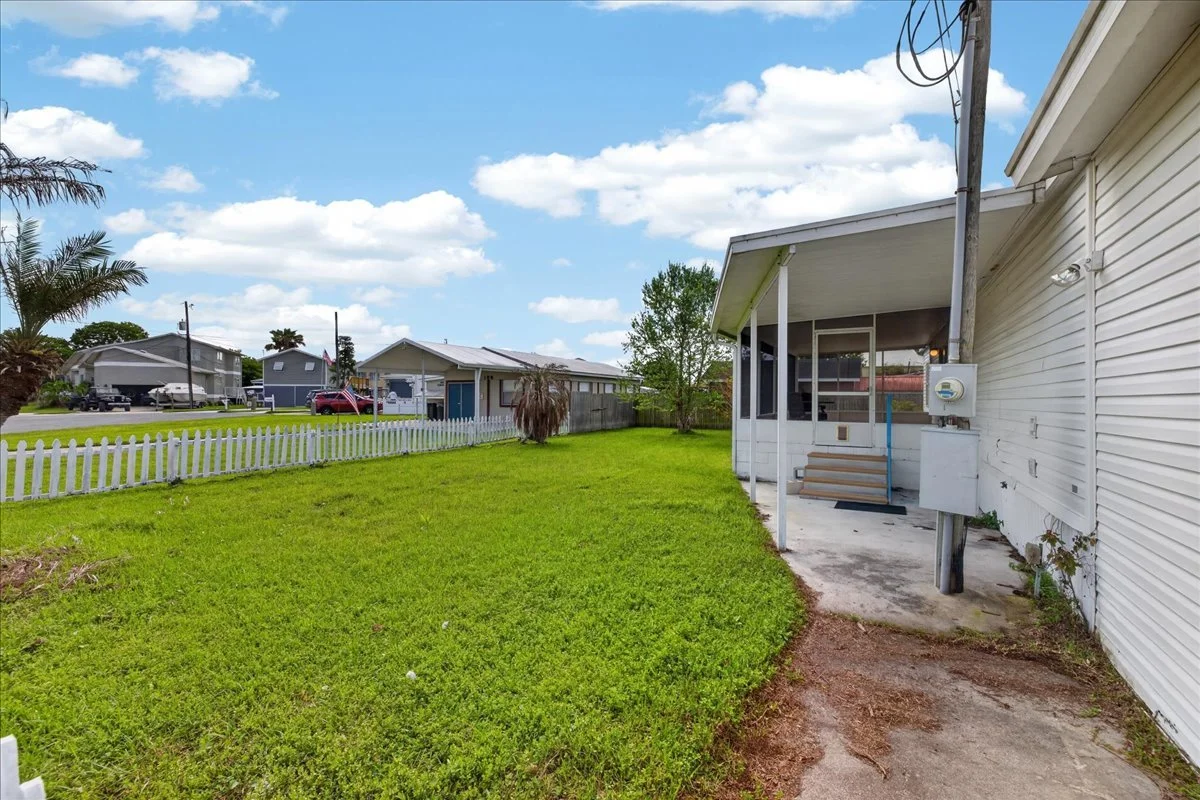 42-Backyard View.jpg