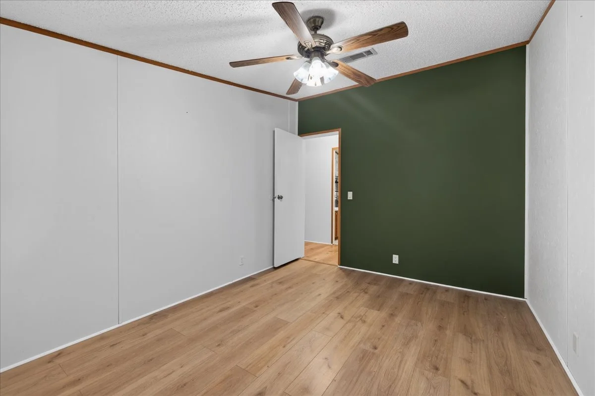 17-Bedroom 1.jpg