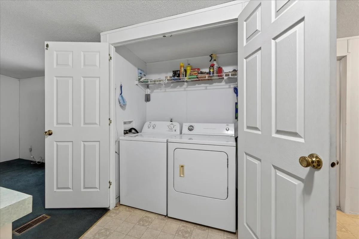 15-101- Laundry Area.jpg