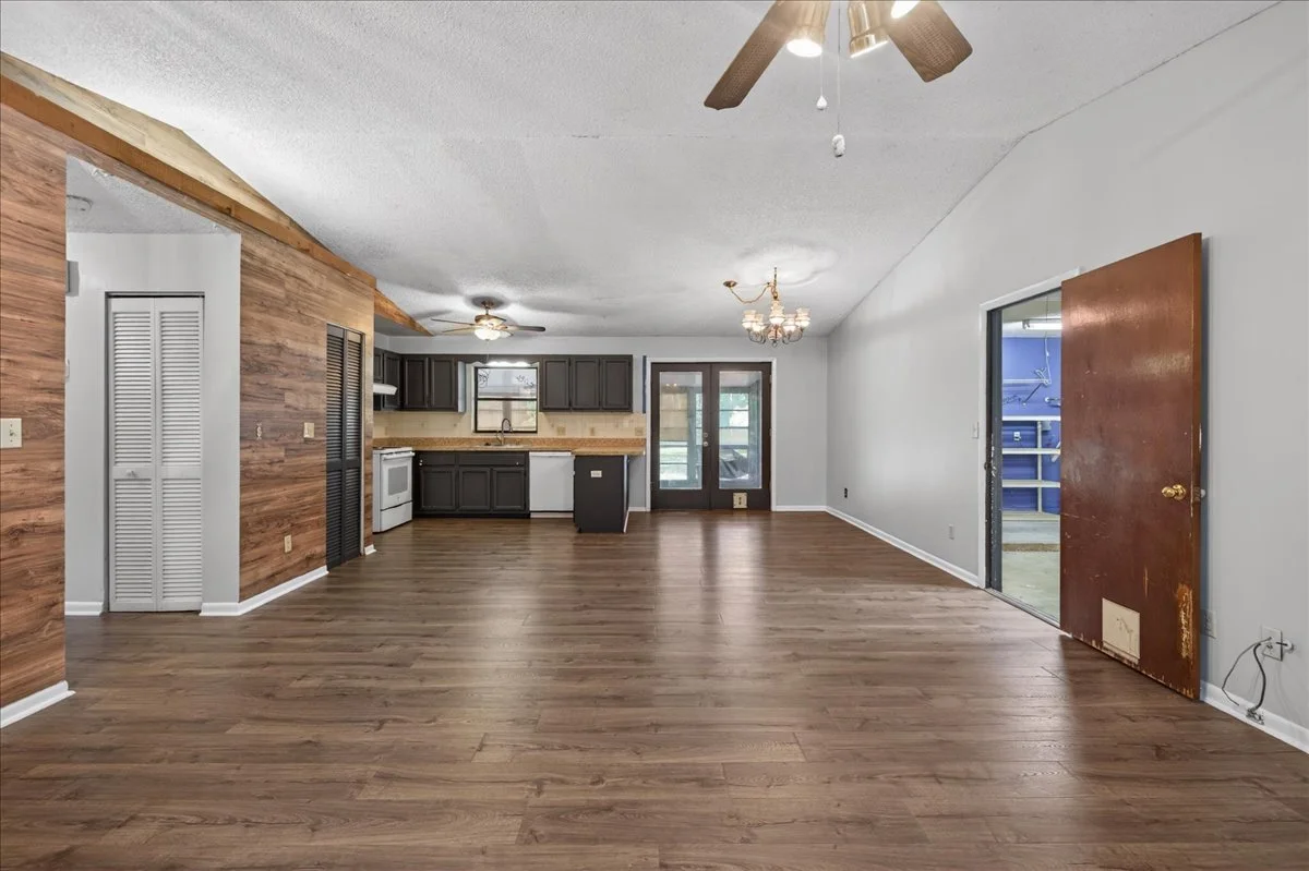 19-Living Room to Kitchen.jpg