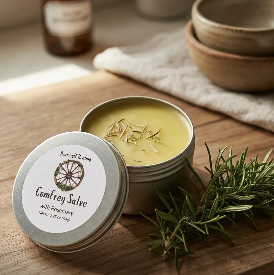 Comfrey Salve (with rosemary)