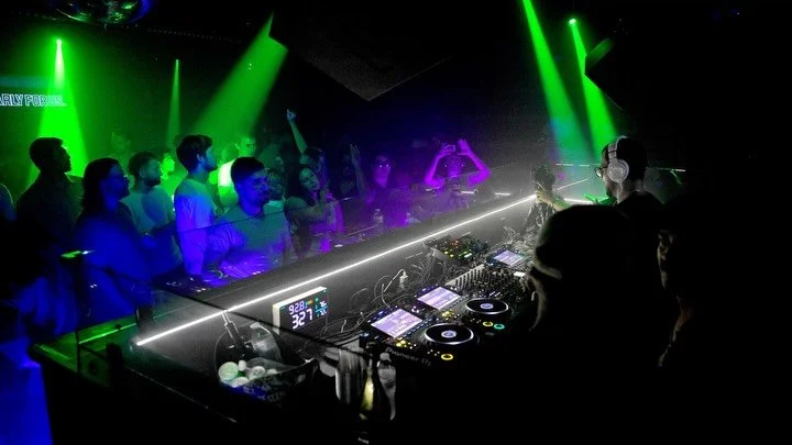 Live video from the 2nd half of my set at @thecut.atx is up on my Youtube Channel (link in bio)

Thanks for havin me out and excited for the next one 👊🏽 

S/0 @ovlivionmkt for makin me look crispy as all hell 🎥