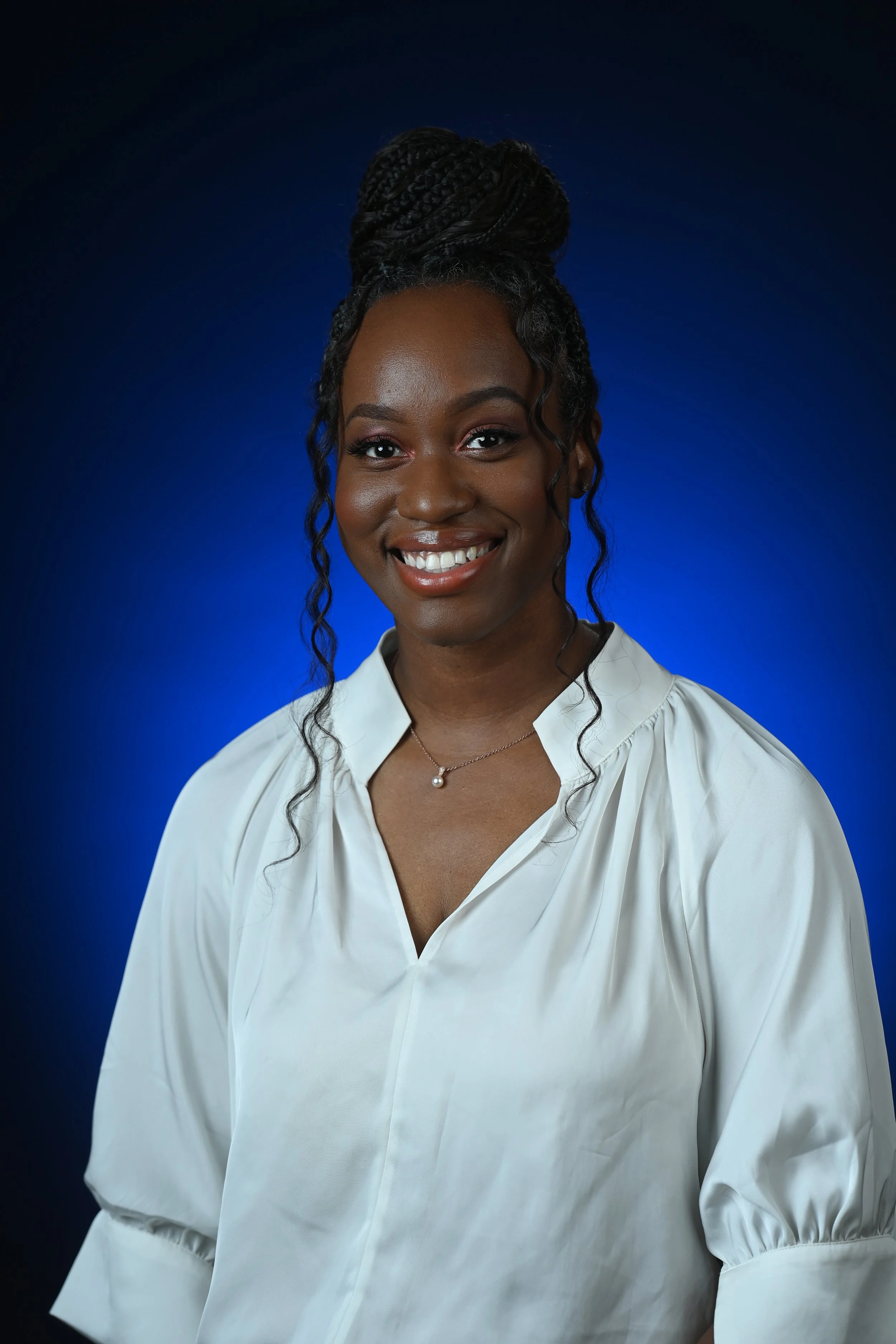 Dr. Ashley Jones_WhiteSKB_4142-DG.JPG