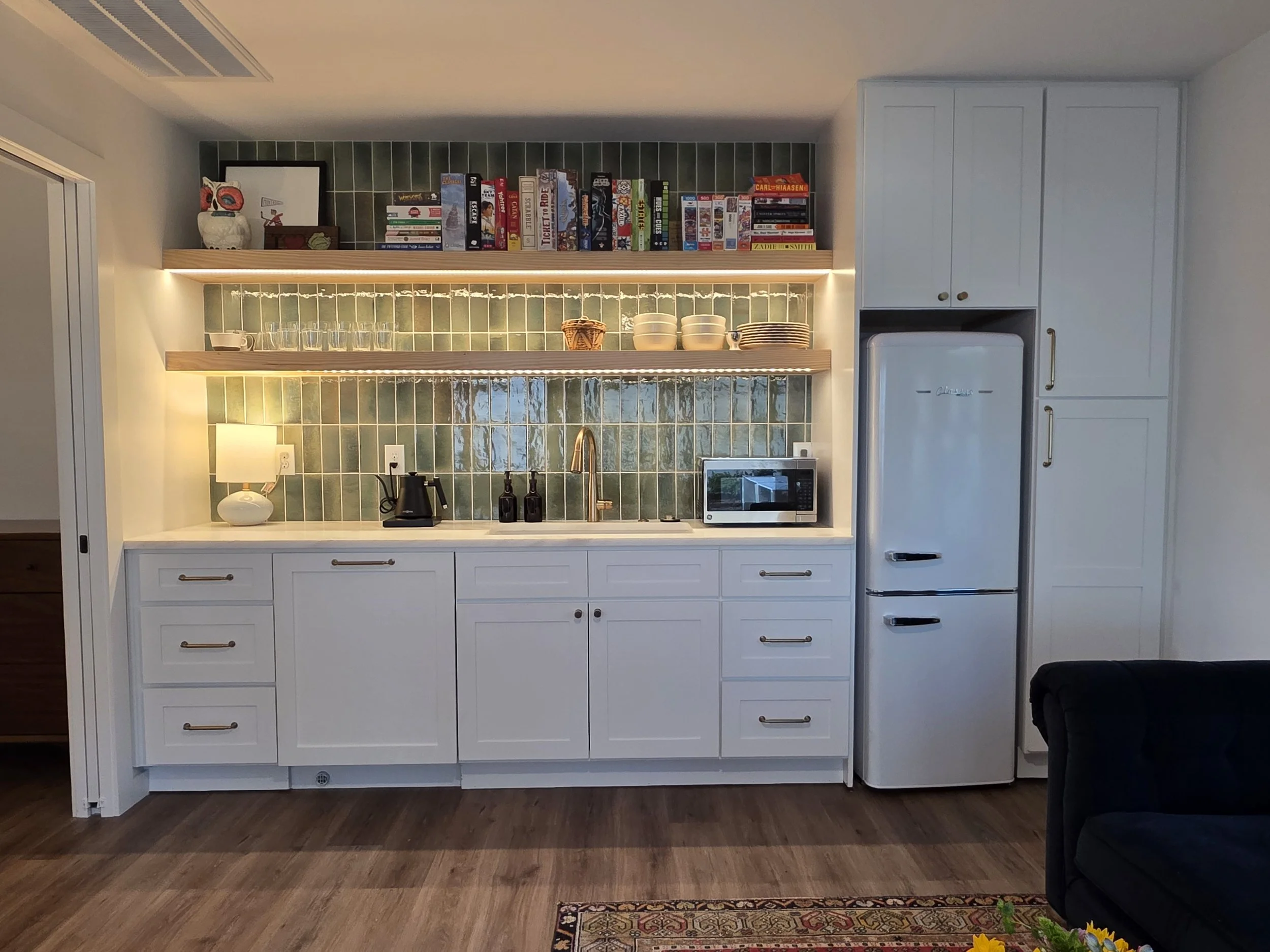 adu kitchentte.jpg
