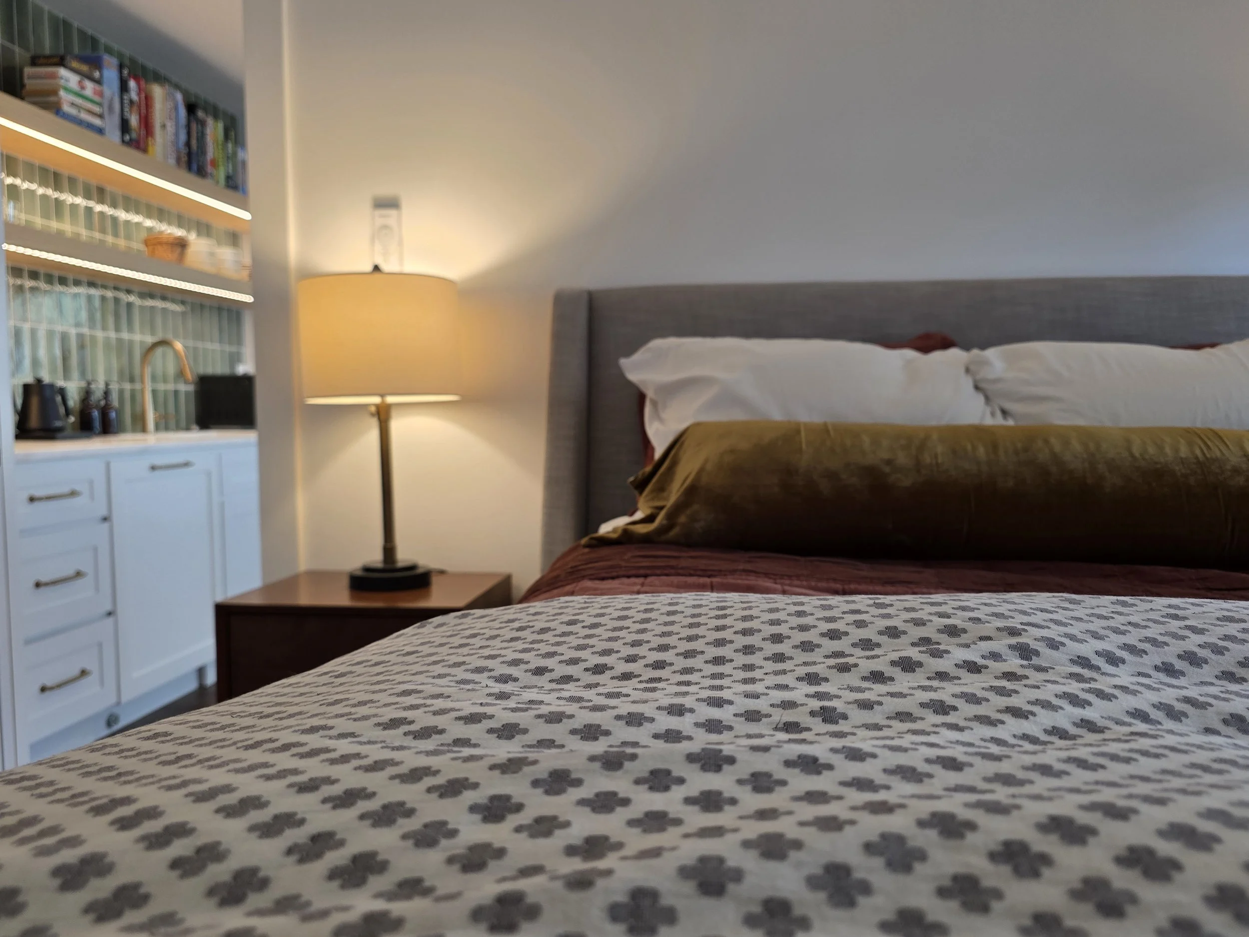 bedroom adu.jpg