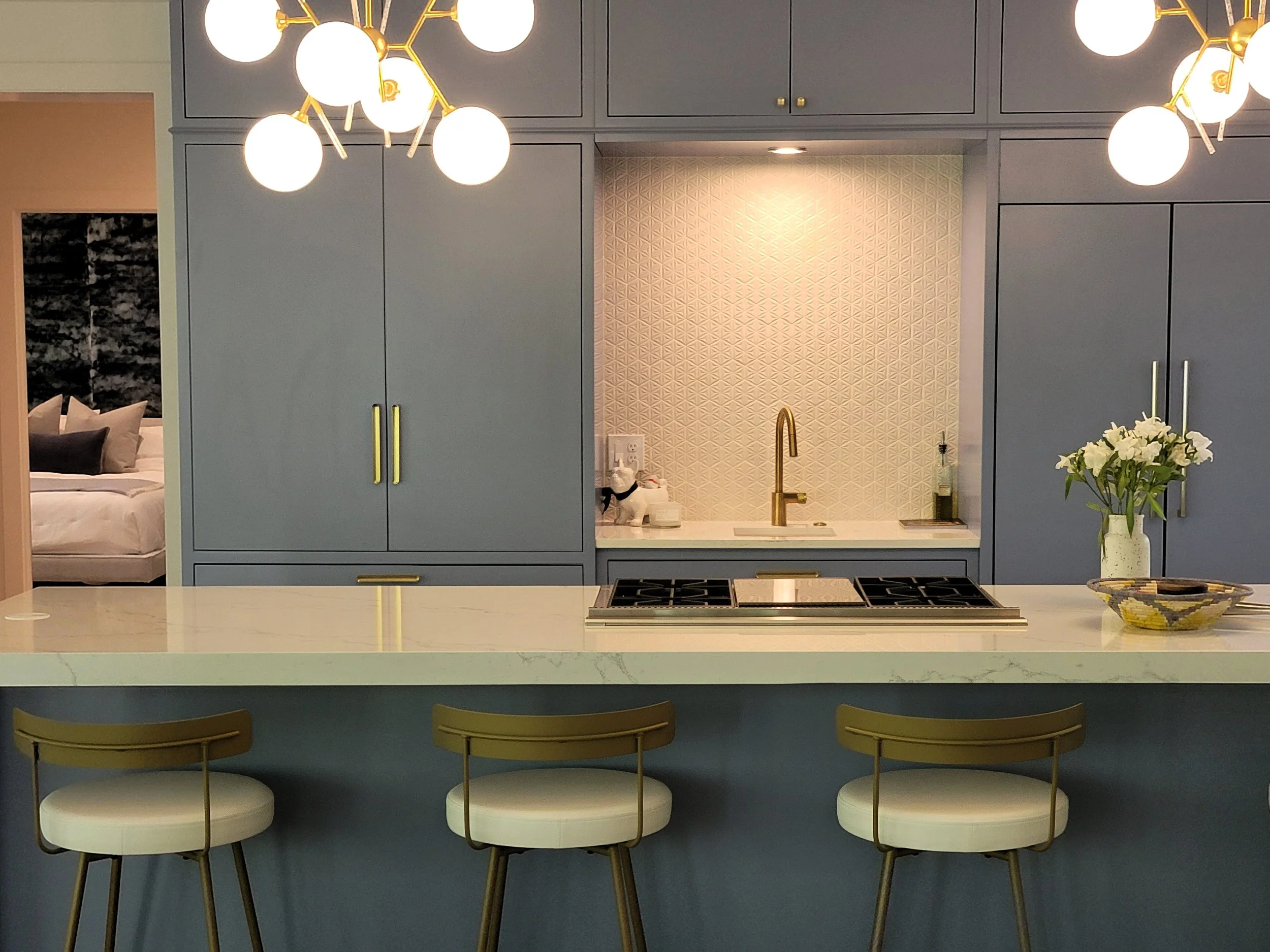 9. main kitchen.jpg
