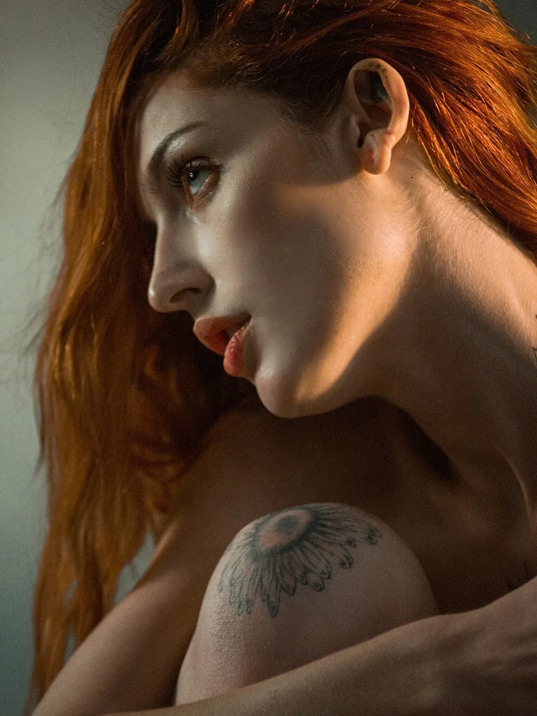 Lost in reality 
Photographer: @iraklispatramanis21 
WS @studiorassias 
Model: @barboraaria @soulsofaria 

#artisticmodel #fineartmodel #artmodel #muse #creativeportrait #conceptualportrait #fineartphotography #editorialmodel #fashionart #artsyvibes 