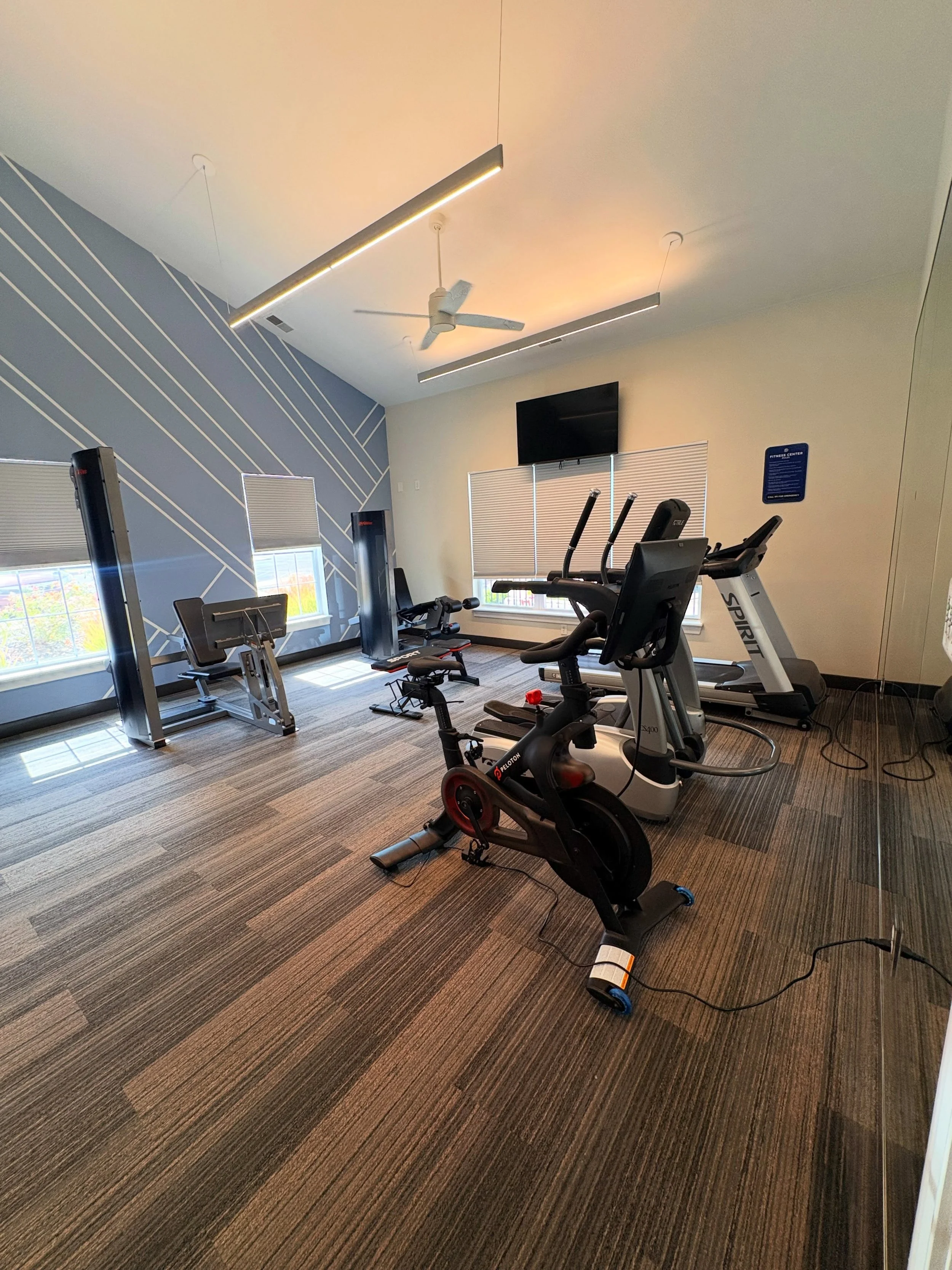 🏋️&zwj;♀️ Your new favorite room at Devonshire? The gym. 💪😏

Skip the &ldquo;I&rsquo;ll start Monday&rdquo; routine and get your workout in without leaving the community! 🔥

🏃&zwj;♀️ Cardio ✔️
🏋️ Strength training ✔️
💦 Sweat now, thank yoursel