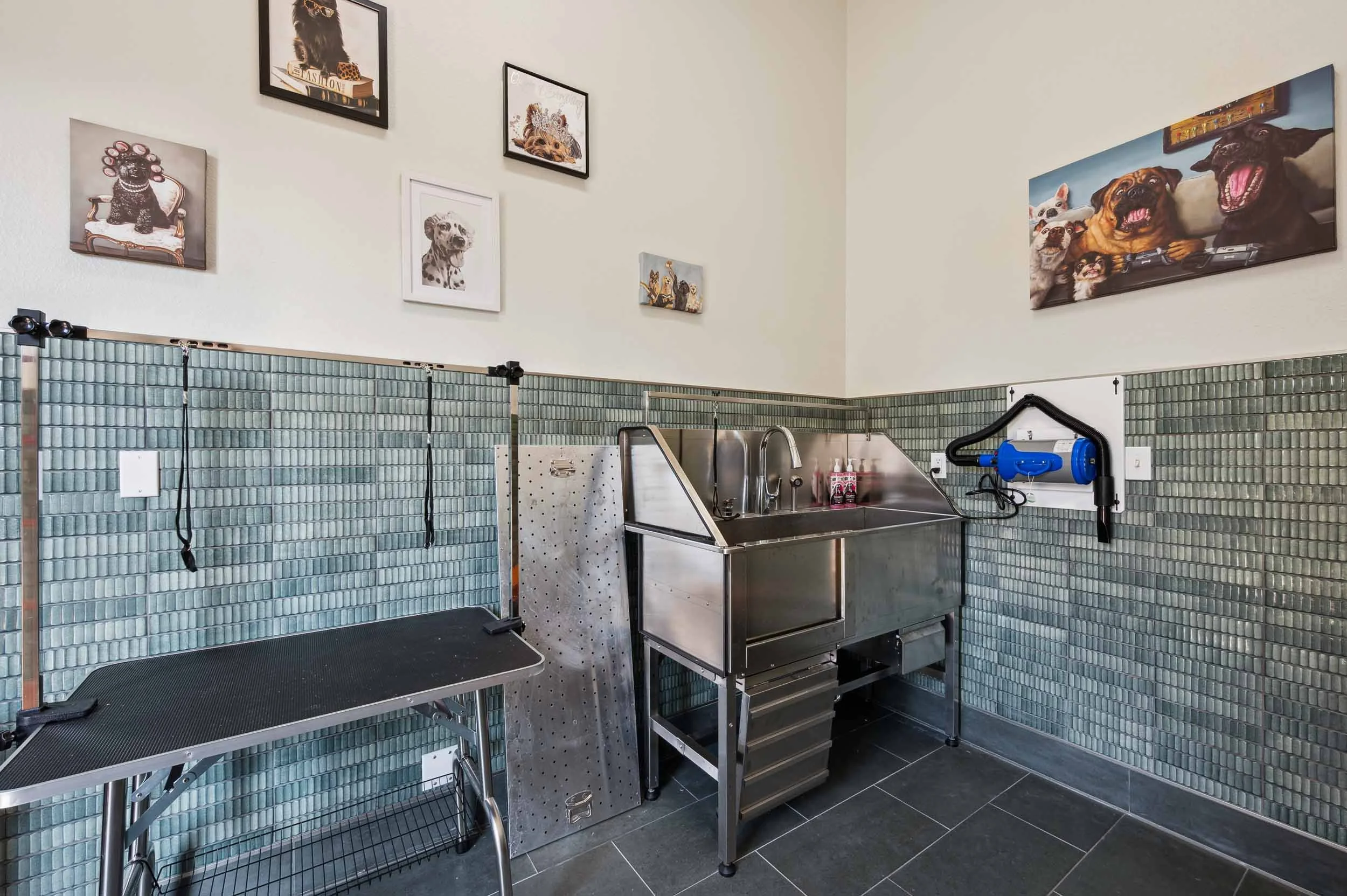 Devonshire Apartments in Greenwood, IN | Dog Wash Station