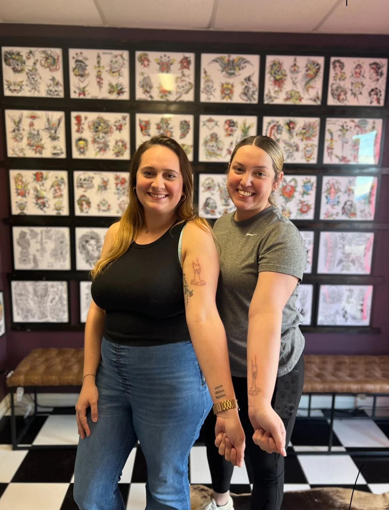 Here&rsquo;s some proof that peer pressure can lead to good decisions! Come get out of this cold Texas weather and into the shop for some new ink, open everyday 12-9! ❄️😎
&bull;
&bull;
&bull;
#georgetowntxtattoo #austintattoo #smallbusiness#roundroc