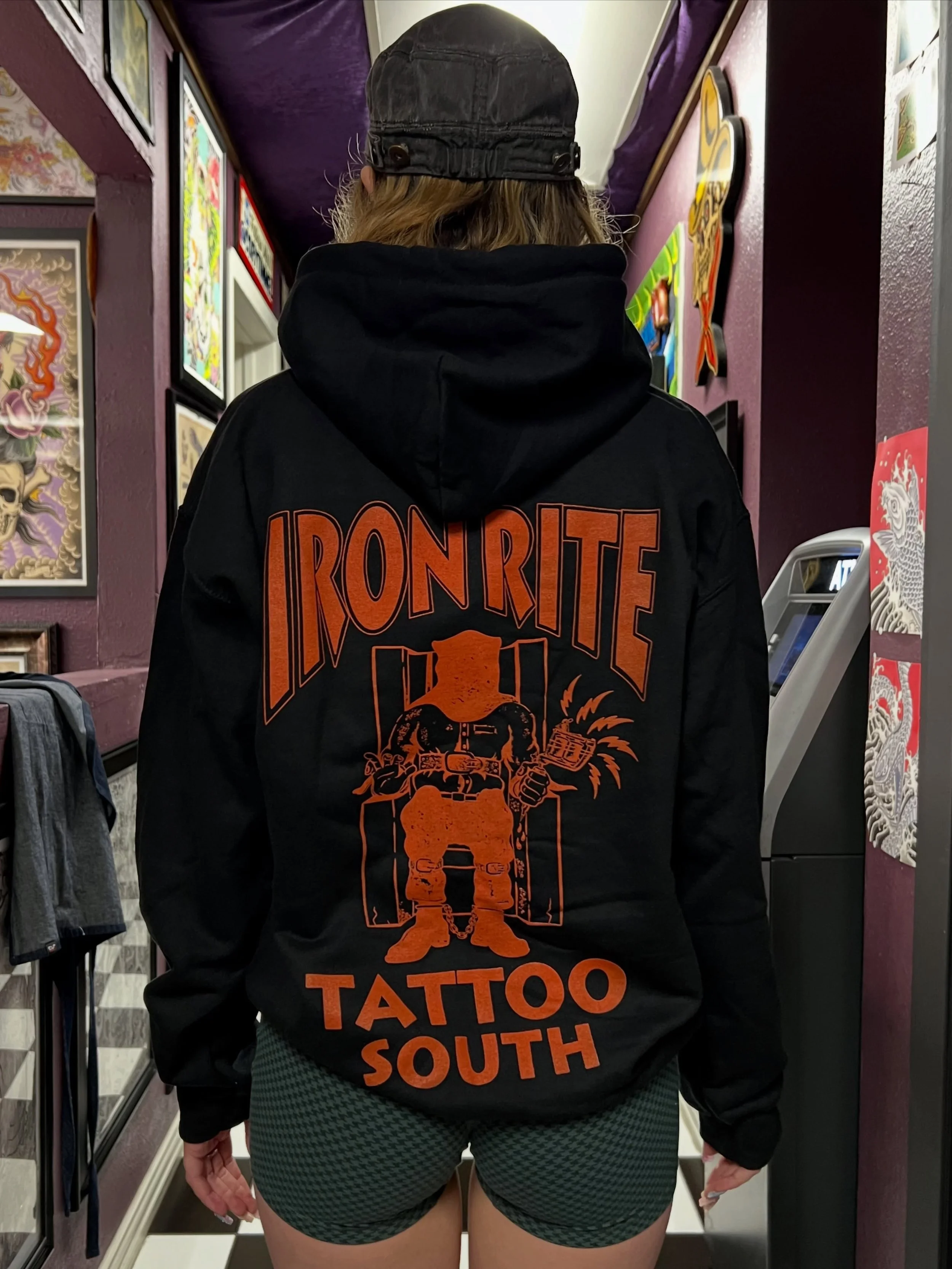 NEW MERCH ⚡️ MADE BY @johnsokol_ 

Come grab one in the shop before they&rsquo;re gone!! You&rsquo;ll want it for next appointment because we be blastin the A/C🥶

CASH ONLY $50
Size Small to XXL

#TattooShop #TattooMerch #deathrowrecords #Georgetown