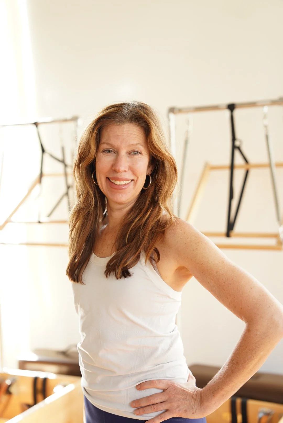 CLARE GORDON HEADSHOT