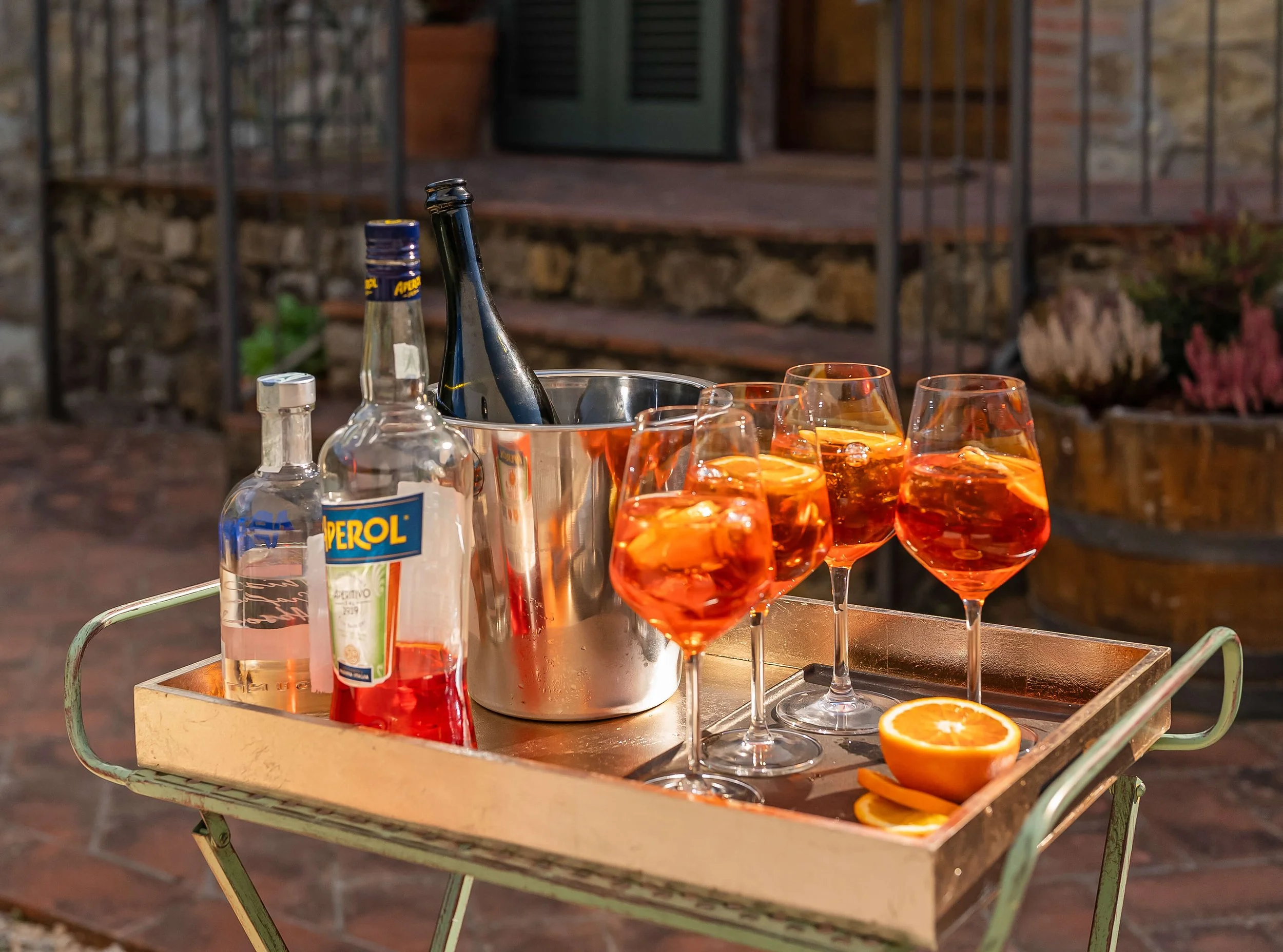 Villa Gran Sogno-spritz small pic.jpg