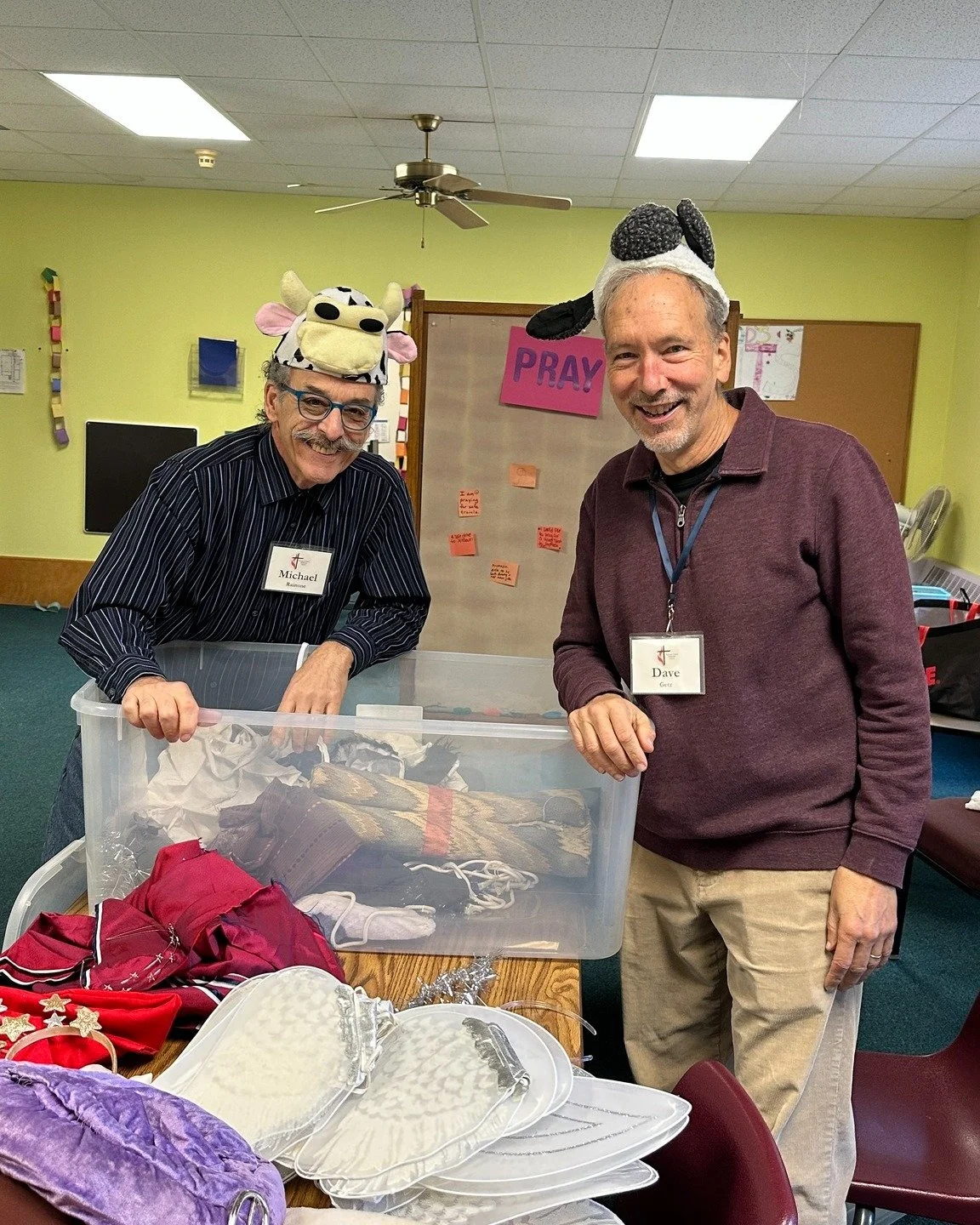 Our Sunday School teachers are getting ready for the Christmas pageant! Mark your calendars for Sunday, December 21st, at 10:00 a.m.! 
Also, our annual Drop & Shop will be Friday, December 5th, 5:30-7:30 p.m. Stay tuned for more details!