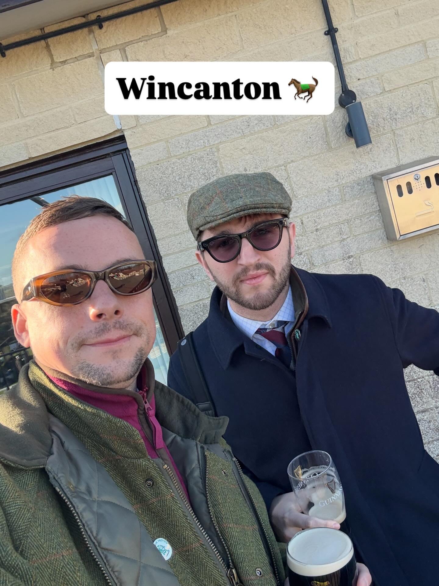 @wincantonraces Midweek Jumps Fixture ☀️ 🐎