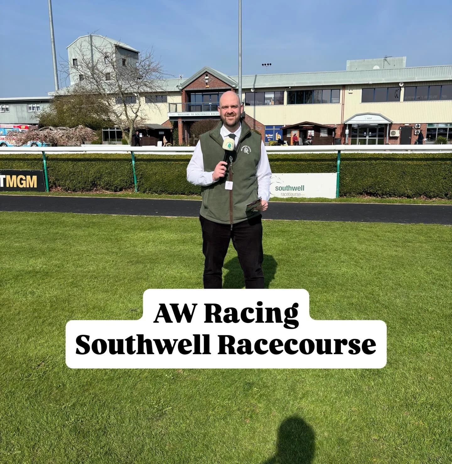 A beautiful Saturday spent @southwellracecourse last weekend ahead of the flat season beginning, with some competitive AW racing to match the fantastic weather and friendly raceday atmosphere 🏇☀️